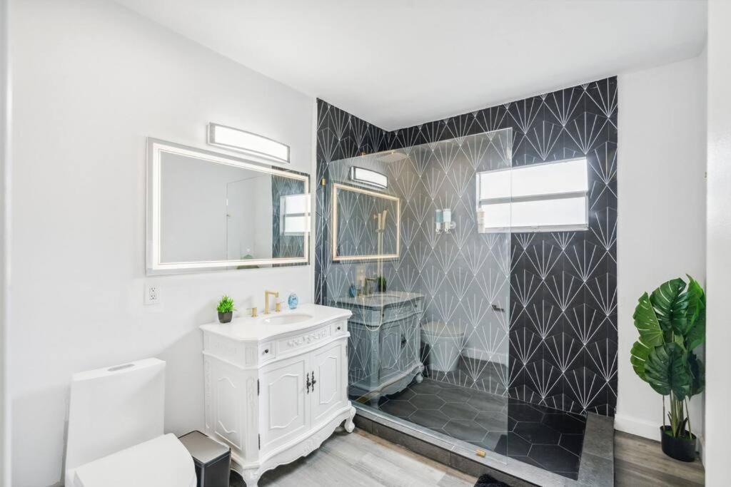 מיאמי New! Havana Nights Villa ! Walk To Calle Ocho! מראה חיצוני תמונה